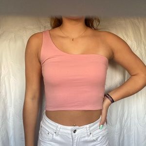 Half shoulder top